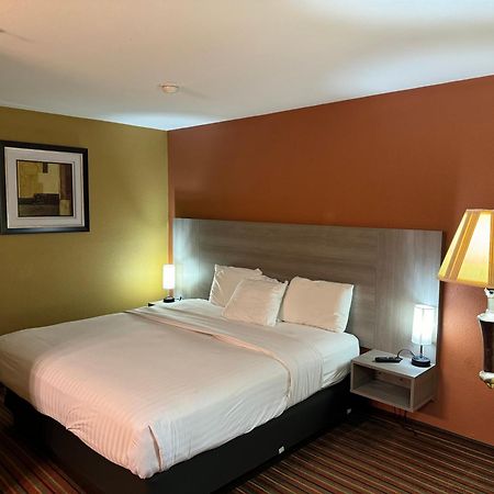 Mount Pleasant Surestay Hotel By Best Western Mt Pleasant מראה חיצוני תמונה