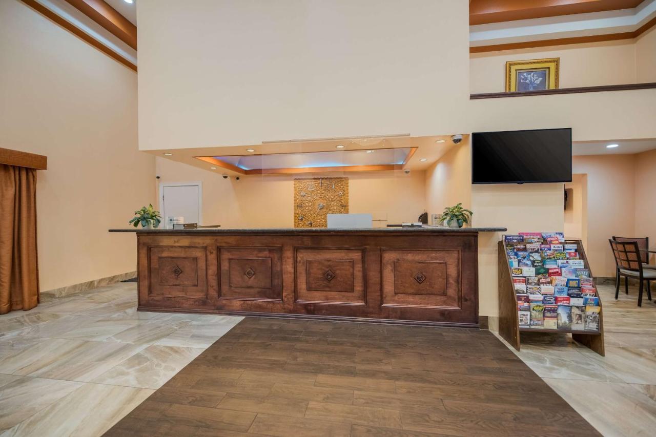 Mount Pleasant Surestay Hotel By Best Western Mt Pleasant מראה חיצוני תמונה