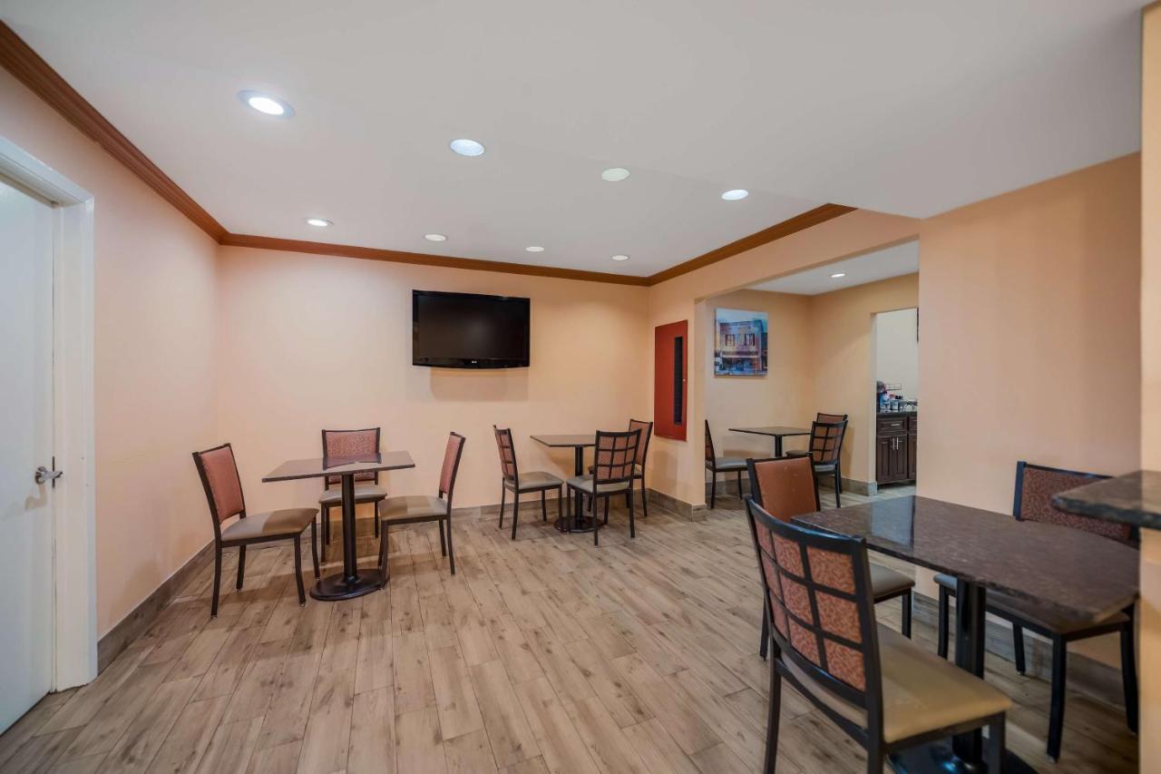 Mount Pleasant Surestay Hotel By Best Western Mt Pleasant מראה חיצוני תמונה