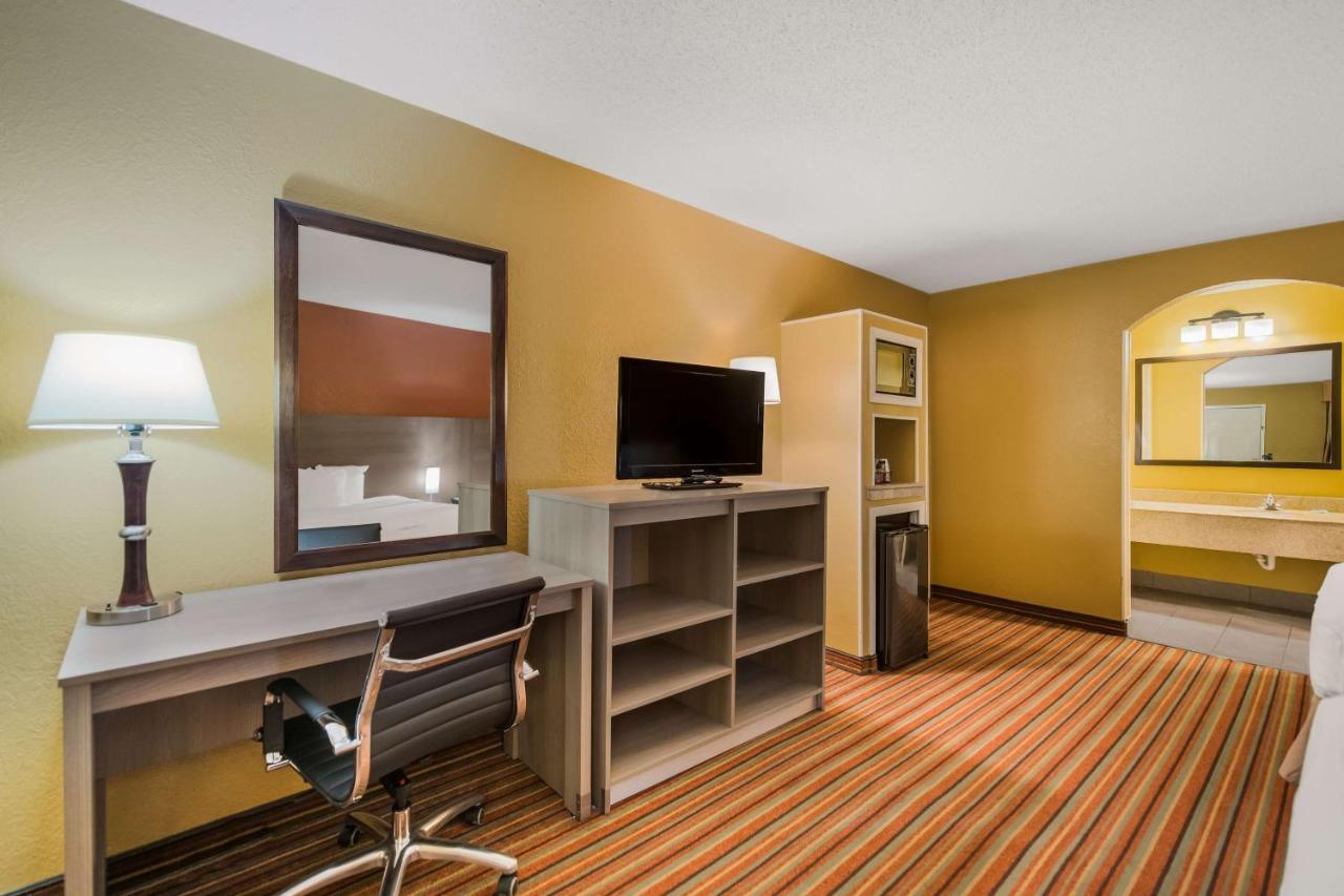 Mount Pleasant Surestay Hotel By Best Western Mt Pleasant מראה חיצוני תמונה