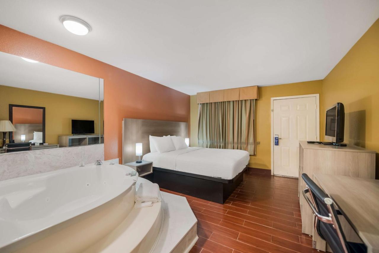 Mount Pleasant Surestay Hotel By Best Western Mt Pleasant מראה חיצוני תמונה